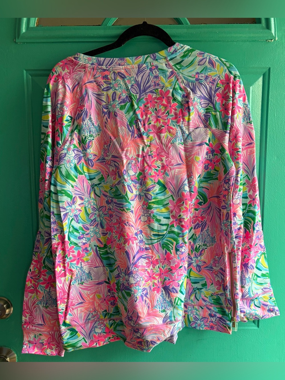 NWT Lilly Pulitzer Beachcomber Pullover - Large - Lilly Loves Disney - Picture 4 of 4